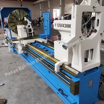 1250mm 2.5T লোডিং ম্যানুয়াল অনুভূমিক টার্ন মেশিন স্ক্রু কাটিং CW61125