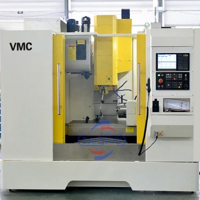 উচ্চ নির্ভুলতা 3 অক্ষ Vmc সিএনসি উল্লম্ব ধাতু ফ্রিজিং মেশিনিং সেন্টার টার্ন
